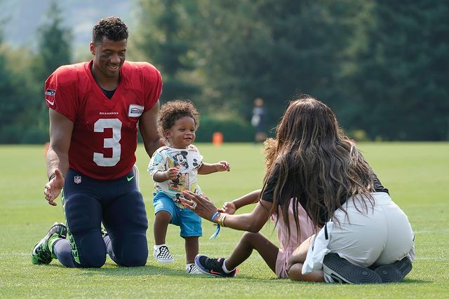 russell-wilson-babies