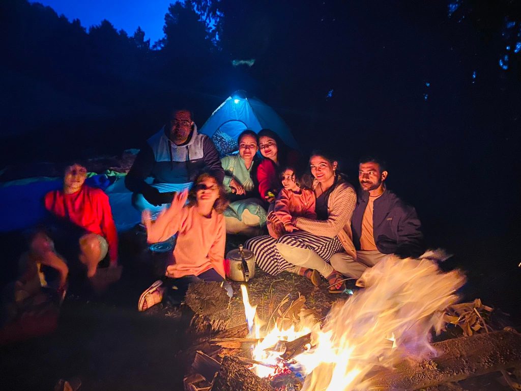 Camping in Mandi Kamrunag