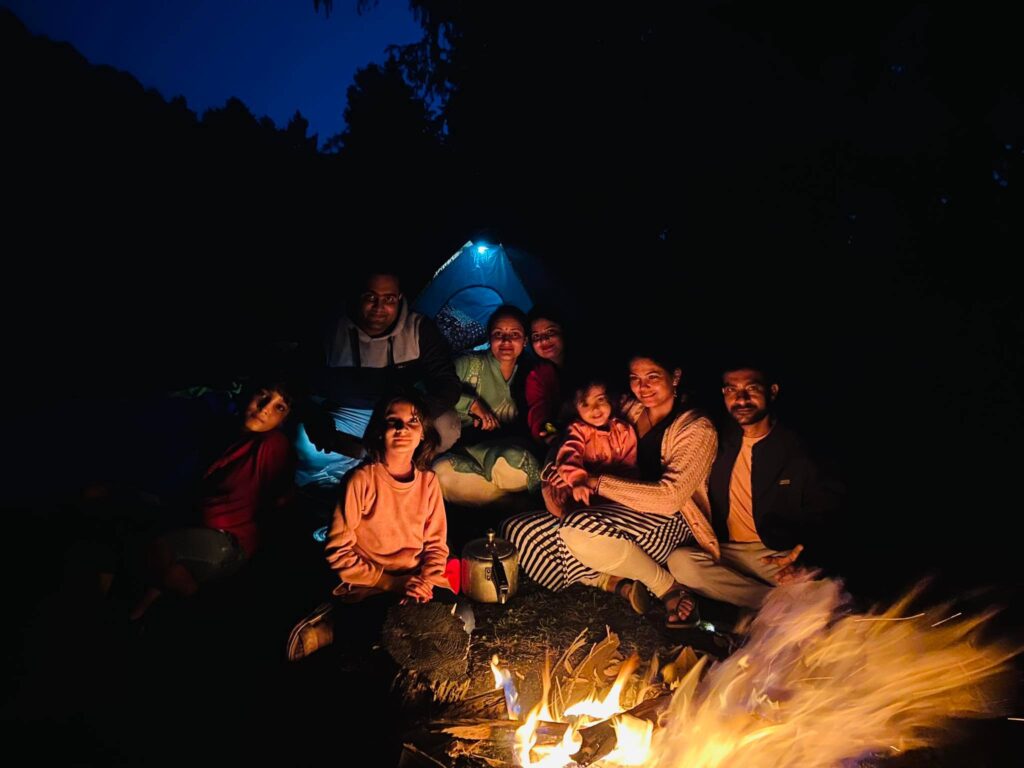 Camping in Kamrunag